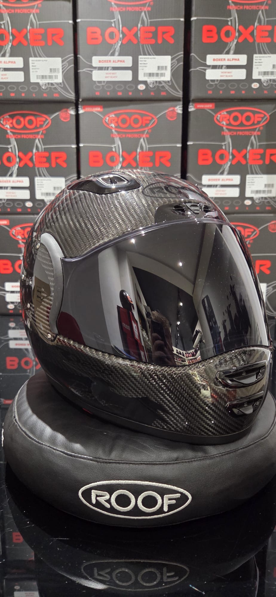 Roof RO200 Panther Zwart (1)