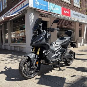 Honda X-Adv 750 Matzwart - 24/2/2026 - 2167 km