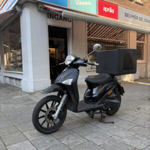 Piaggio Liberty Delivery Zwart - 23/4/2024 - 7918 km