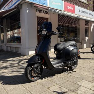 Vespa Sprint FL 50 Matzwart - 10/9/2024 - 3518 km