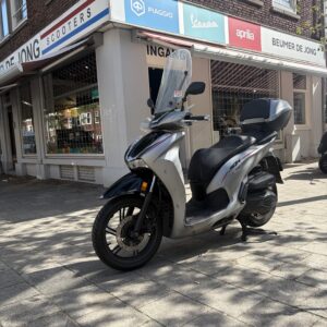 Honda SH 350 Grijs - 2/10/2024 - 24071 km