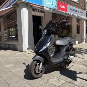 Piaggio Zip 50 Zwart - 8/12/2022 - 8833 km