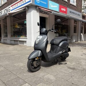 Sym Mio 115 cc Matzwart - 14/5/2019 - 4602 km