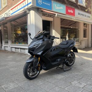 Yamaha T-MAX 560 Tech MAX ABS Crystal Graphite - 28/5/2026 - 19 km